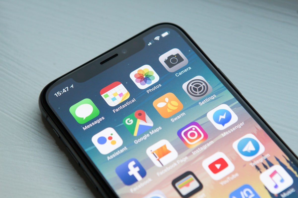 Mobile app development on smartphones